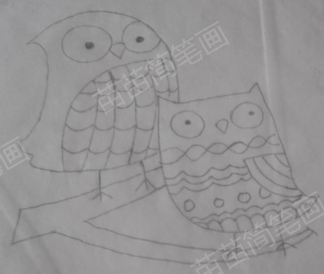 猫头鹰简笔画教程：轻松学会绘制简单又好看的猫头鹰
